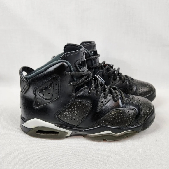 Nike Air Jordan 6 Black Cat Sneakers. - Picture 2 of 9